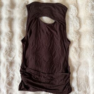 brown top